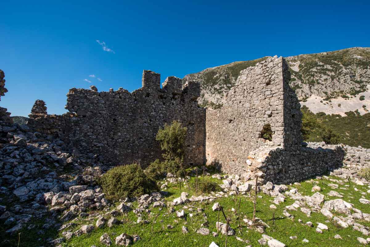 Εleftherohoriou Castle